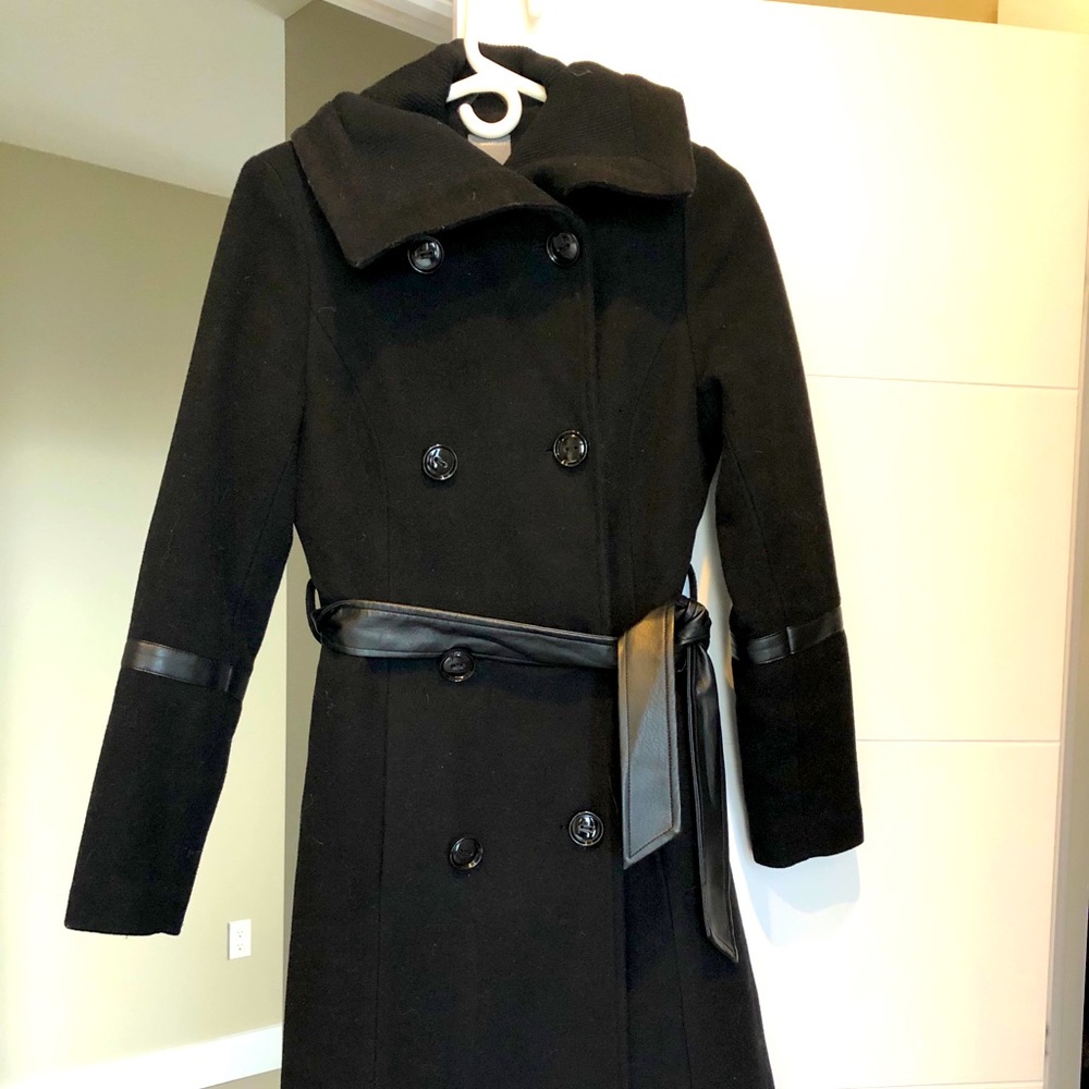 Coat with faux leather details